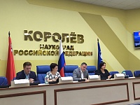 Специалисты ООО "Домжилсервис" приняли участие в "Жилищном часе", прошедшем 11 июля в Администрации города 