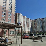 ул.Пионерская д.30 к.7 -ремонт козырька качелей после урагана
